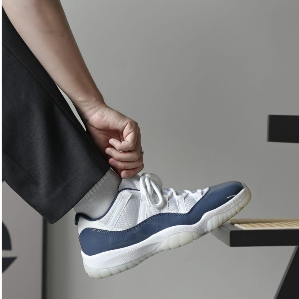Air Jordan 11 Retro Low Diffused Blue